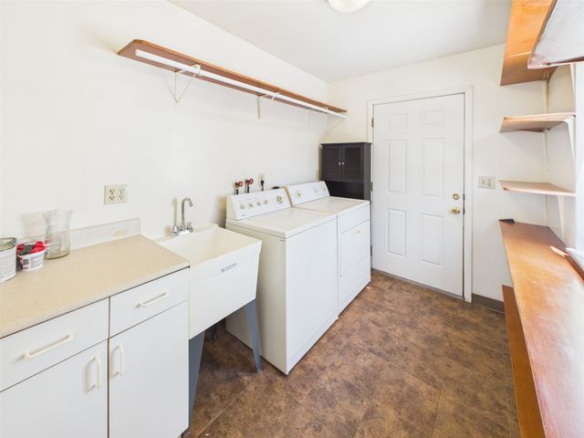 1005 Calle Margarita, Santa Fe, NM 87507