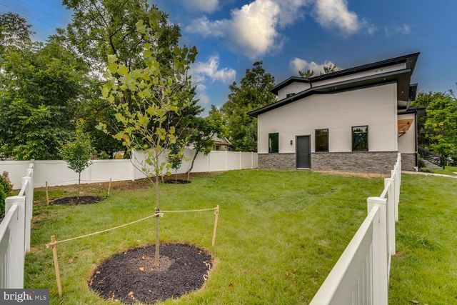 5906 3RD ST S, Arlington, VA 22204