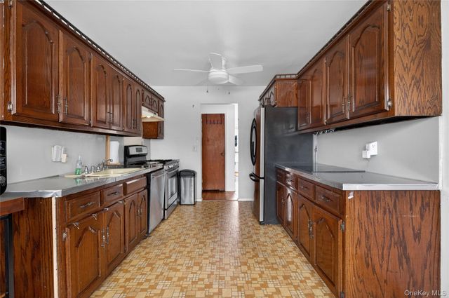 500 Fenimore Avenue, North Babylon, NY 11703