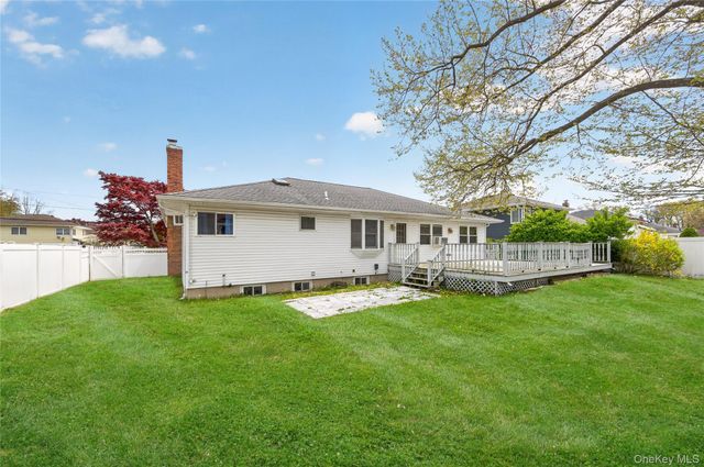 500 Fenimore Avenue, North Babylon, NY 11703