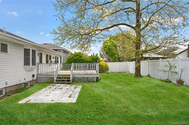 500 Fenimore Avenue, North Babylon, NY 11703
