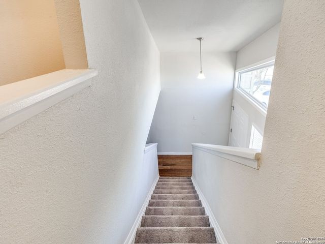 100 Lorenz Rd Apt 1501, San Antonio, TX 78209