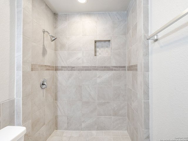 100 Lorenz Rd Apt 1501, San Antonio, TX 78209