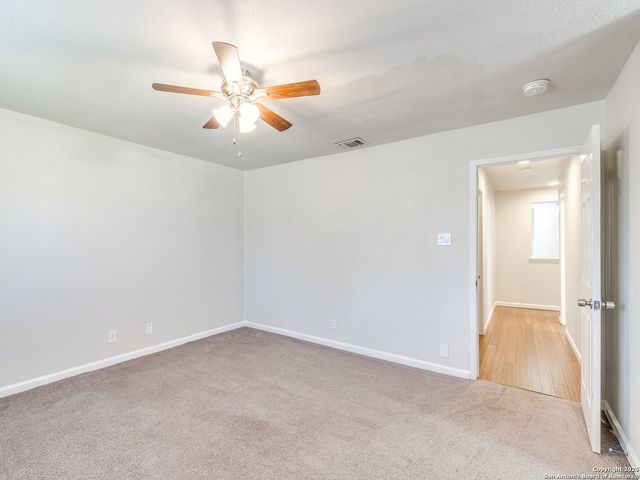 100 Lorenz Rd Apt 1501, San Antonio, TX 78209