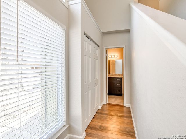 100 Lorenz Rd Apt 1501, San Antonio, TX 78209
