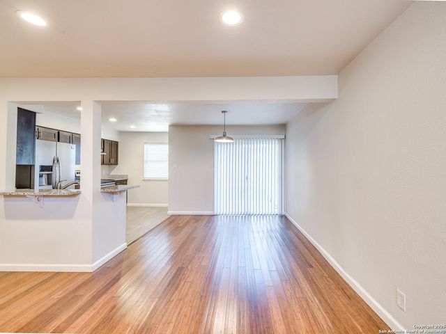 100 Lorenz Rd Apt 1501, San Antonio, TX 78209