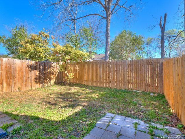 100 Lorenz Rd Apt 1501, San Antonio, TX 78209