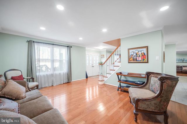 853 GREEN RIDGE CIR, Feasterville Trevose, PA 19053