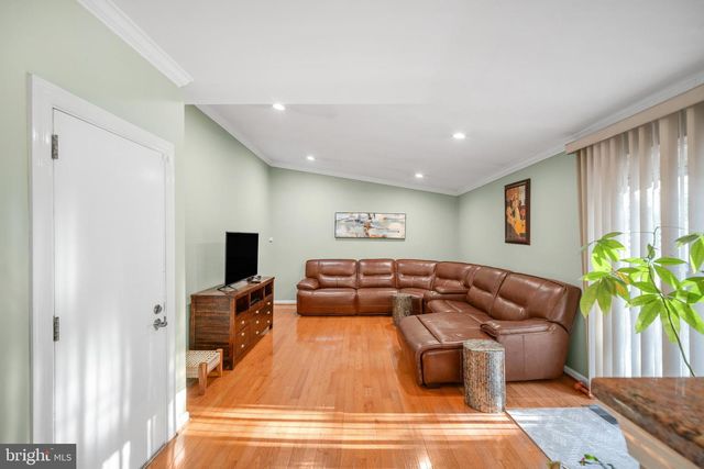 853 GREEN RIDGE CIR, Feasterville Trevose, PA 19053