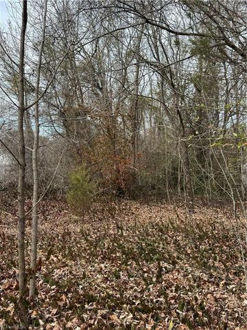 000 Trading Ford Way, Linwood, NC 27299