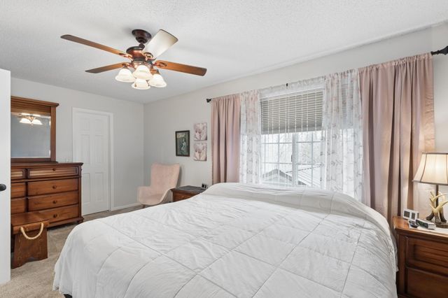 1121 Apple Circle, Mayer, MN 55360