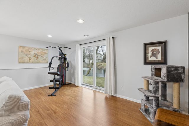 1121 Apple Circle, Mayer, MN 55360