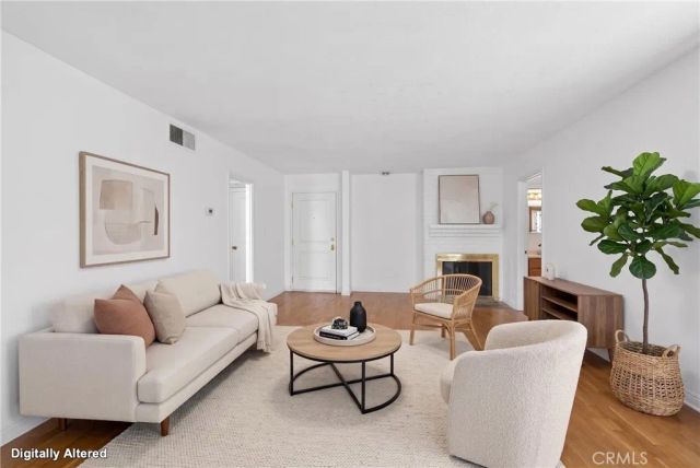 2444 E Del Mar Boulevard 208, Pasadena, CA 91107