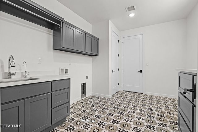 13637 Chepstow Court, Horizon City, TX 79928