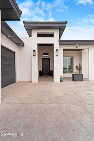 13637 Chepstow Court, Horizon City, TX 79928