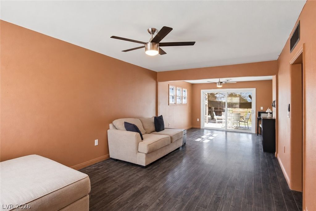 142 Magnesium Street, Henderson, NV 89015 — photo 5