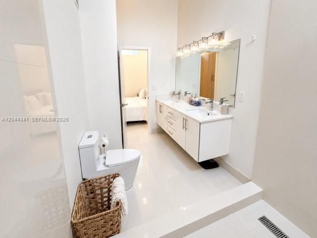 2641 S Parkview Drive, Hallandale Beach, FL 33009