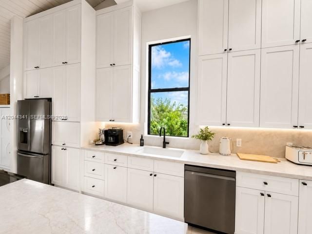 2641 S Parkview Drive, Hallandale Beach, FL 33009