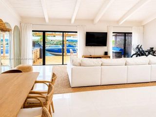 2641 S Parkview Drive, Hallandale Beach, FL 33009