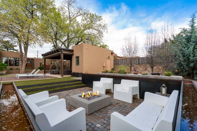 974 Old Santa Fe Trail, Santa Fe, NM 87505