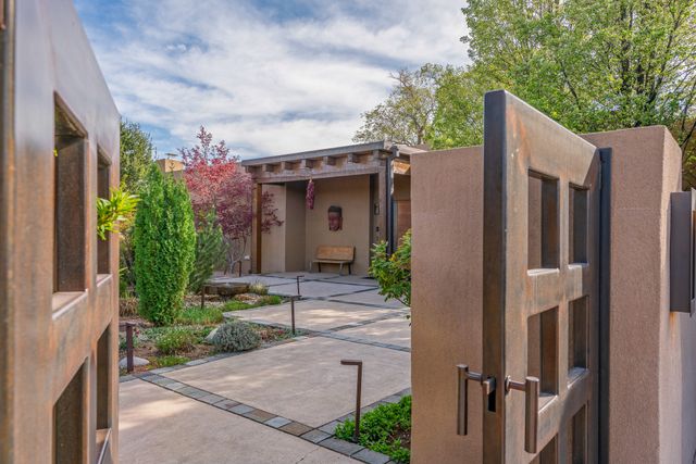 974 Old Santa Fe Trail, Santa Fe, NM 87505
