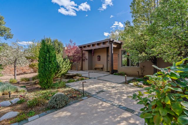 974 Old Santa Fe Trail, Santa Fe, NM 87505