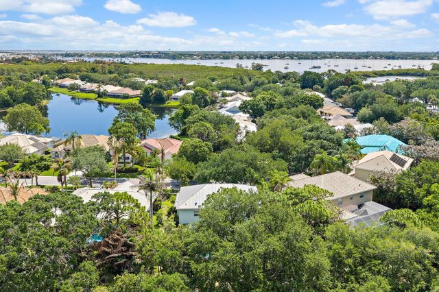 1138 SW Lighthouse Drive, Palm City, FL 34990