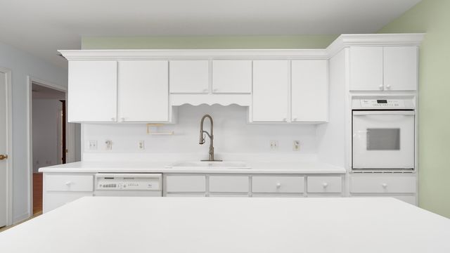 314 Lakeview Drive, Defuniak Springs, FL 32433