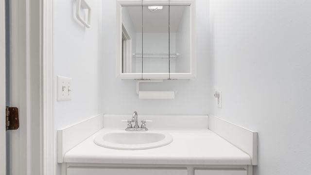 314 Lakeview Drive, Defuniak Springs, FL 32433