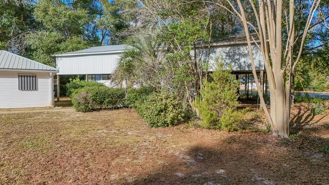 314 Lakeview Drive, Defuniak Springs, FL 32433
