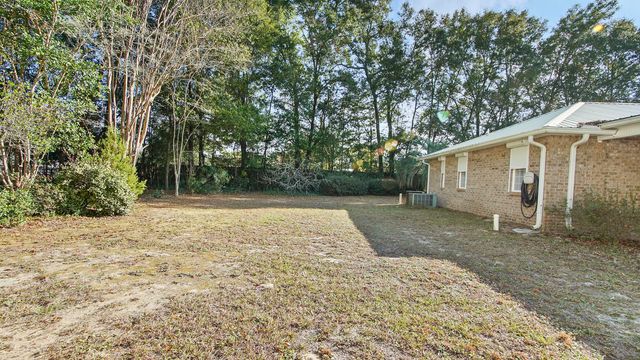 314 Lakeview Drive, Defuniak Springs, FL 32433