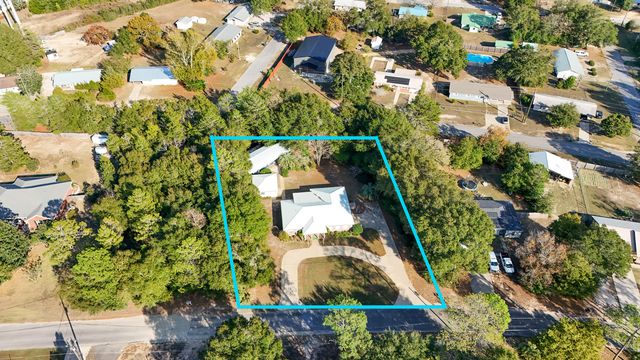 314 Lakeview Drive, Defuniak Springs, FL 32433