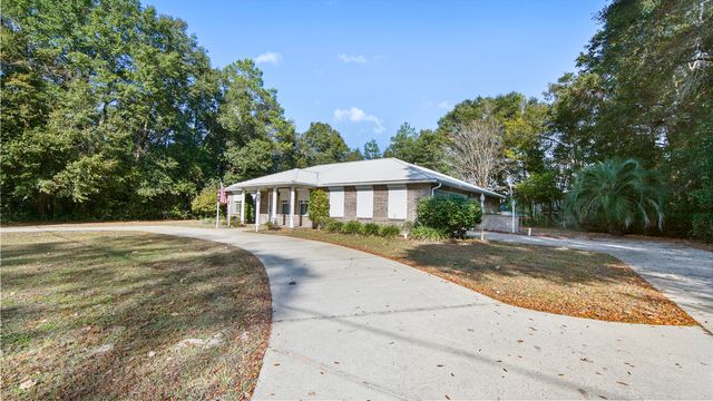 314 Lakeview Drive, Defuniak Springs, FL 32433