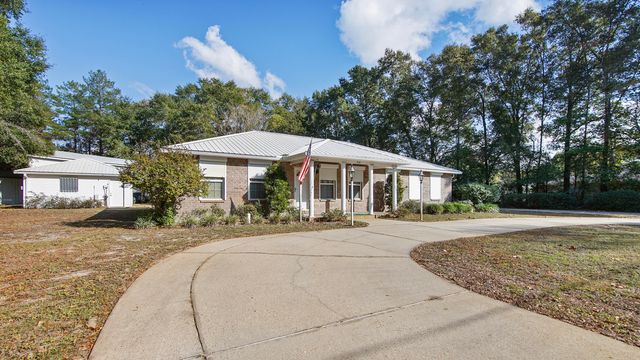 314 Lakeview Drive, Defuniak Springs, FL 32433