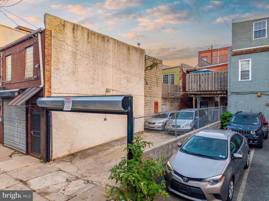 1538 W SEYBERT ST, PHILADELPHIA, PA 19121 — photo 4