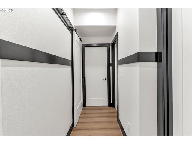 550 Se 8TH Ave, Hillsboro, OR 97123