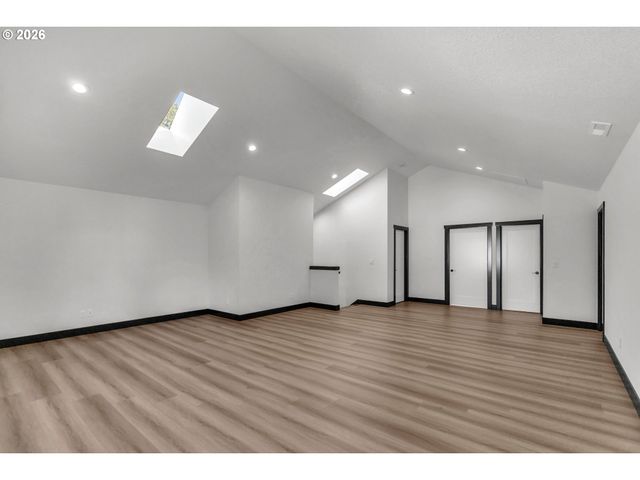 550 Se 8TH Ave, Hillsboro, OR 97123