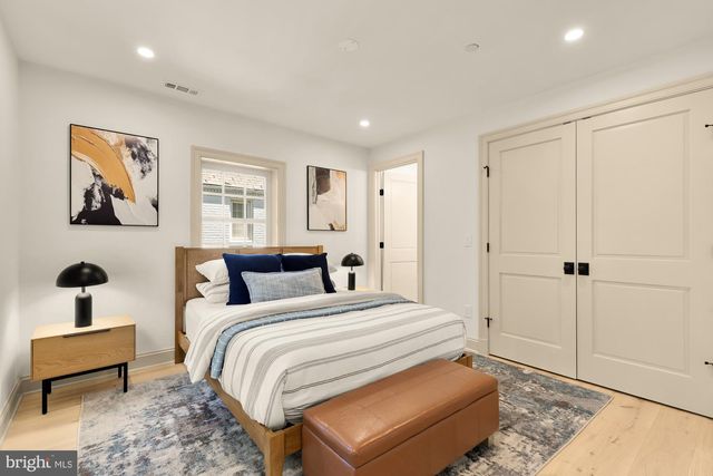 4721 45TH ST NW, Washington, DC 20016