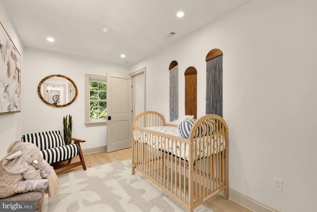 4721 45TH ST NW, Washington, DC 20016