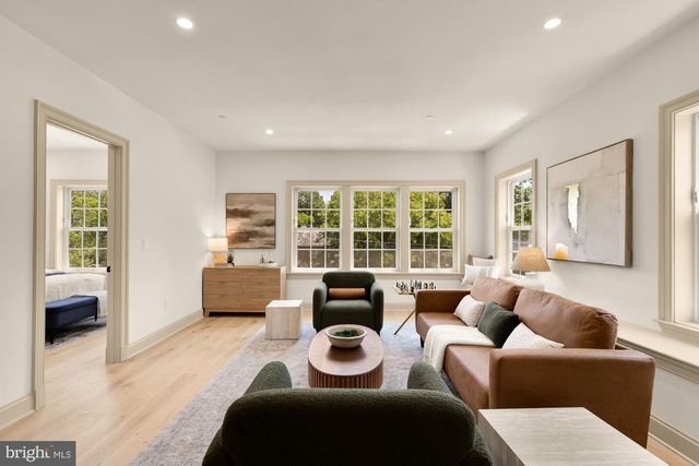 4721 45TH ST NW, Washington, DC 20016
