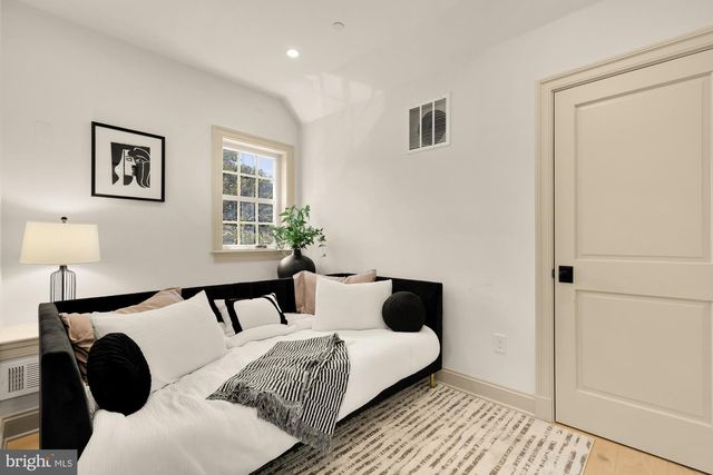 4721 45TH ST NW, Washington, DC 20016
