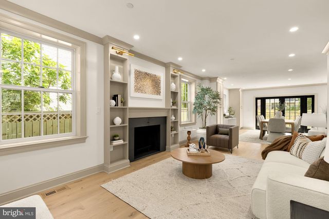 4721 45TH ST NW, Washington, DC 20016
