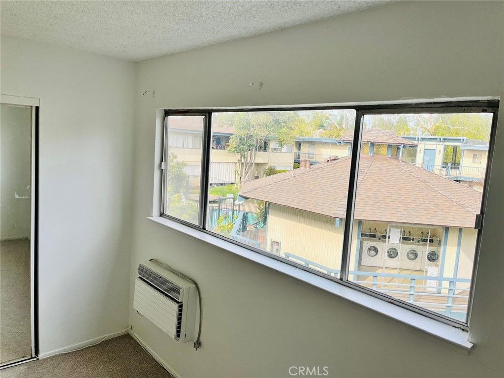 Image 10 of property listing at 1731 Ellis Street 16, Concord, CA 94520
