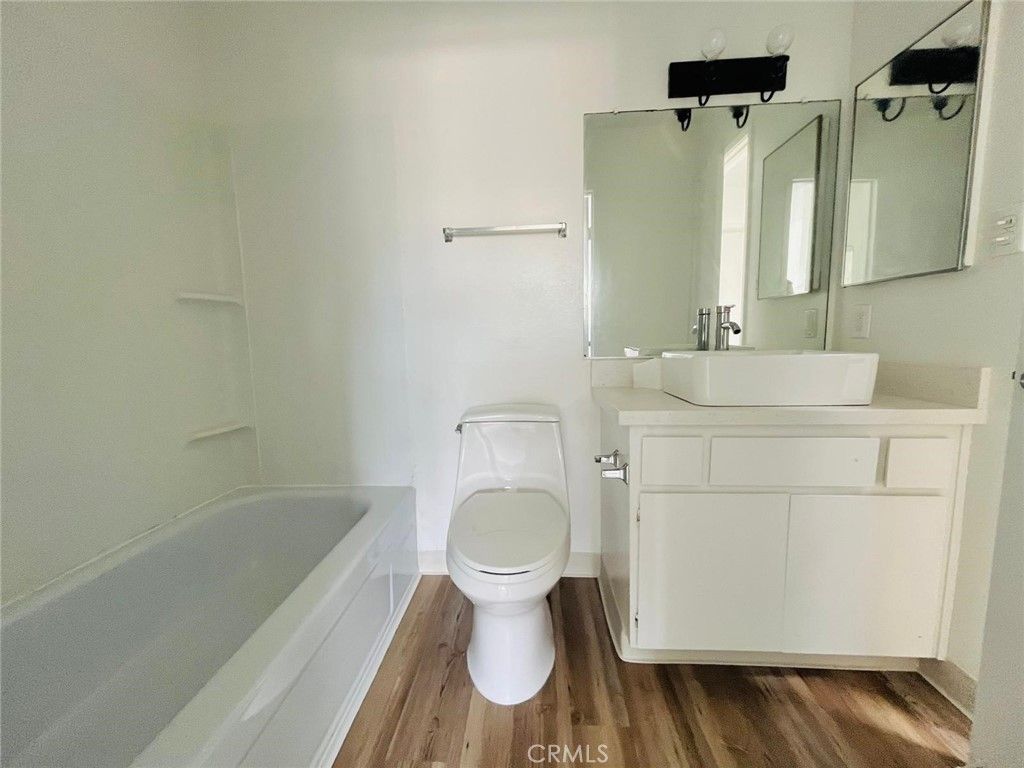 Image 13 of property listing at 1731 Ellis Street 16, Concord, CA 94520