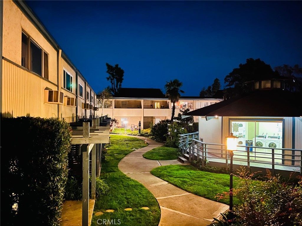 Image 23 of property listing at 1731 Ellis Street 16, Concord, CA 94520