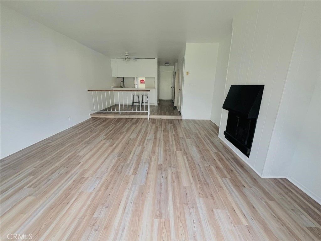 Image 3 of property listing at 1731 Ellis Street 16, Concord, CA 94520