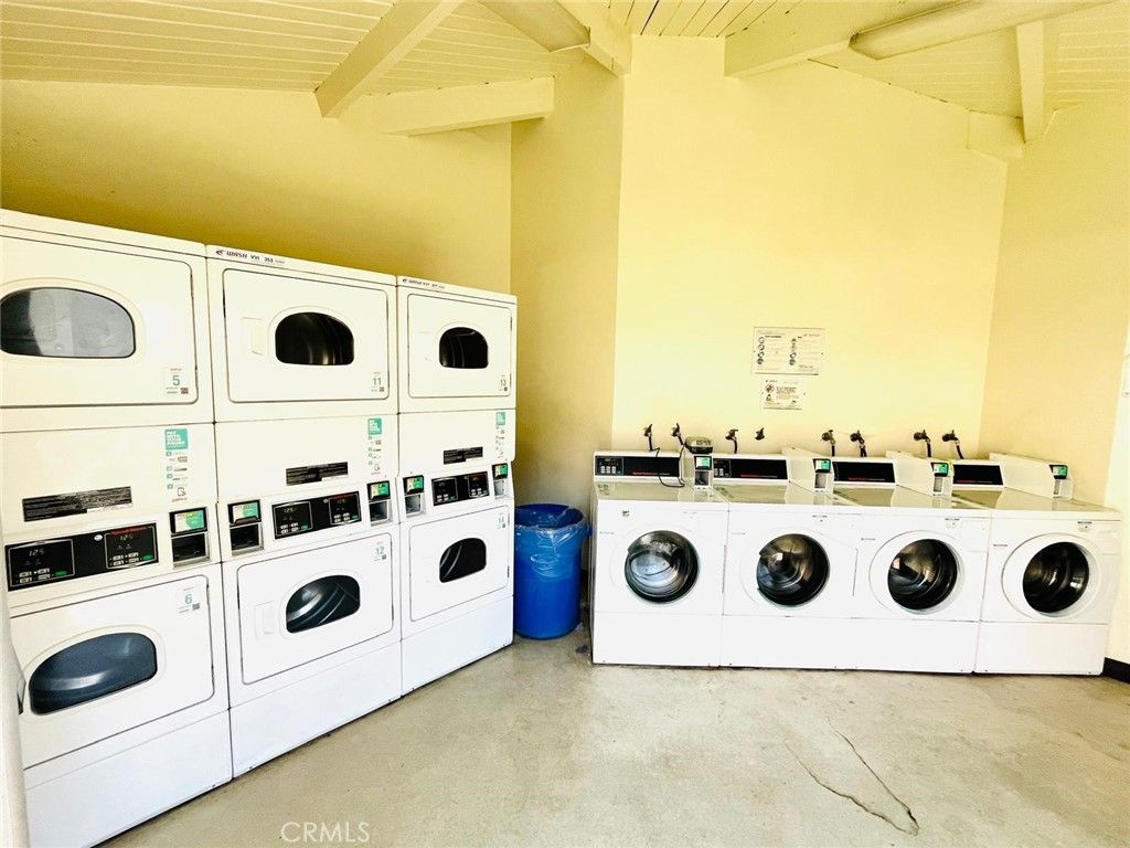 Image 36 of property listing at 1731 Ellis Street 16, Concord, CA 94520