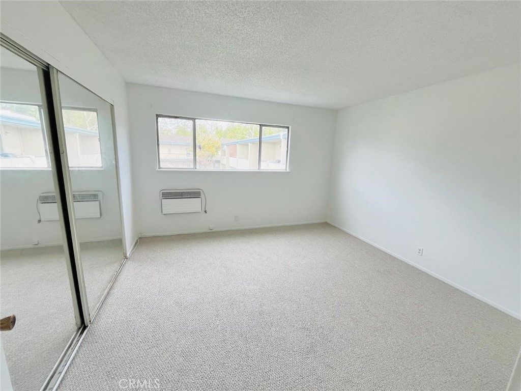 Image 9 of property listing at 1731 Ellis Street 16, Concord, CA 94520