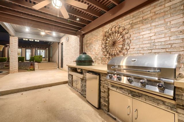 276 Pine Drive, Southlake, TX 76092