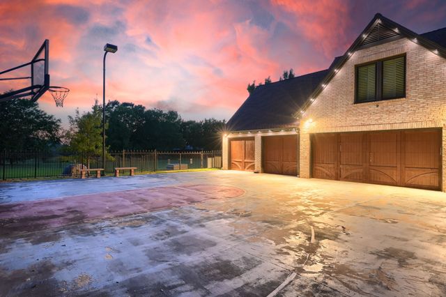 276 Pine Drive, Southlake, TX 76092